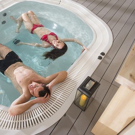 Neptuno Resort & Spa Дзвиржино Екстериор снимка