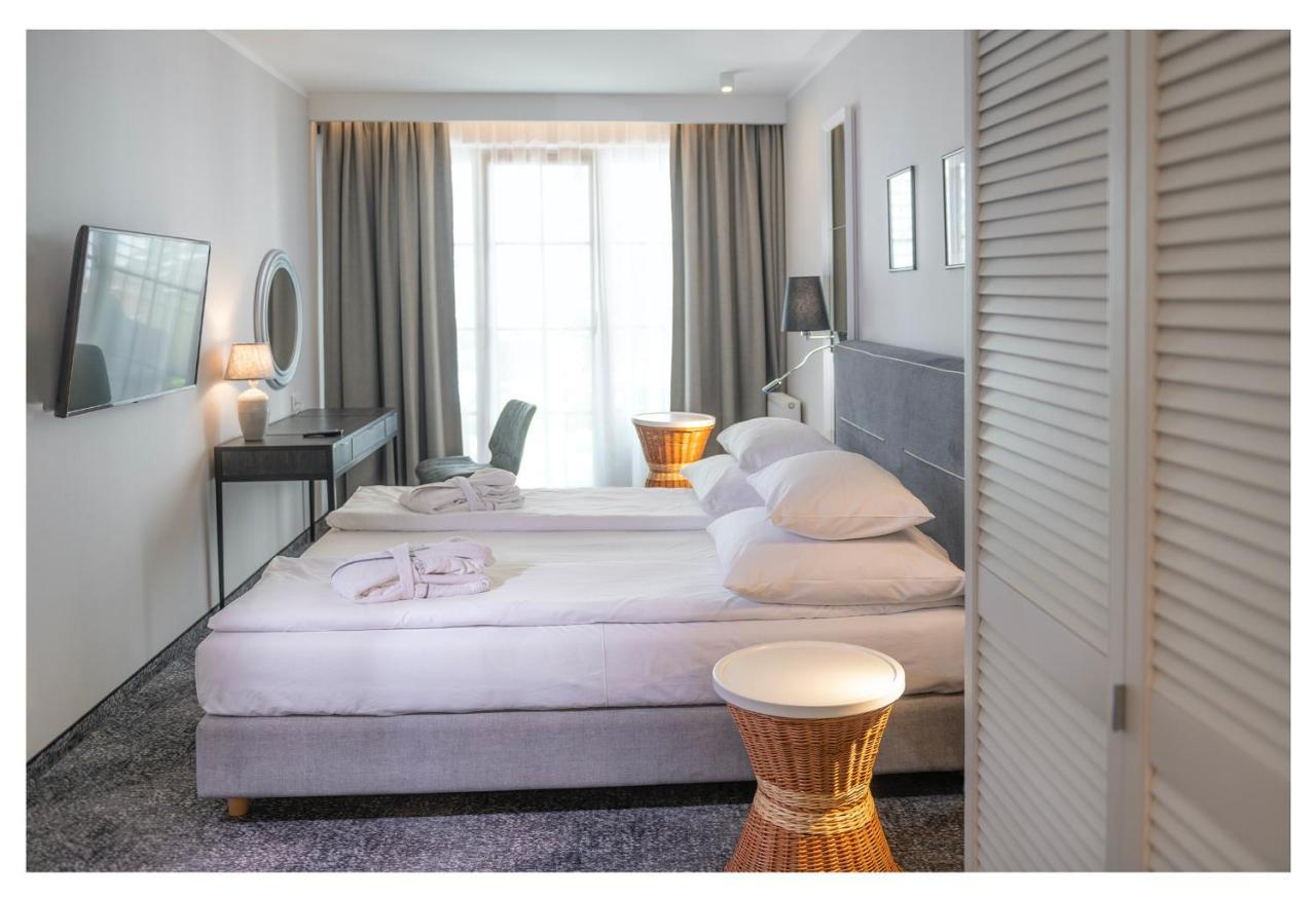 Neptuno Resort & Spa Дзвиржино Екстериор снимка
